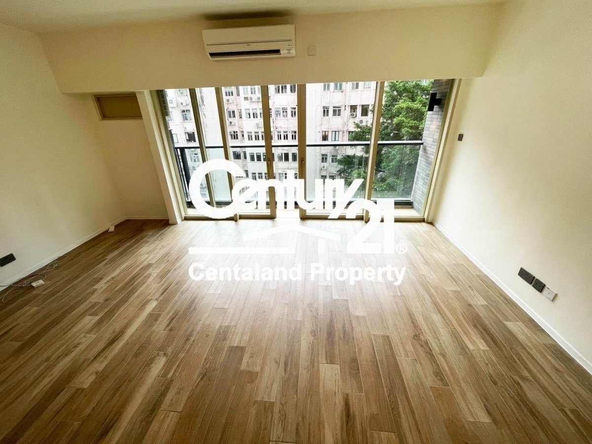 St. Joan Court - Trung Bán Sơn